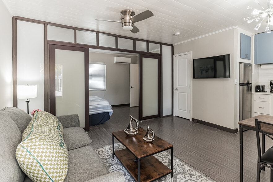 More Photos Of 3021 N Ocean Dr, Riviera Beach Apartments For Sale