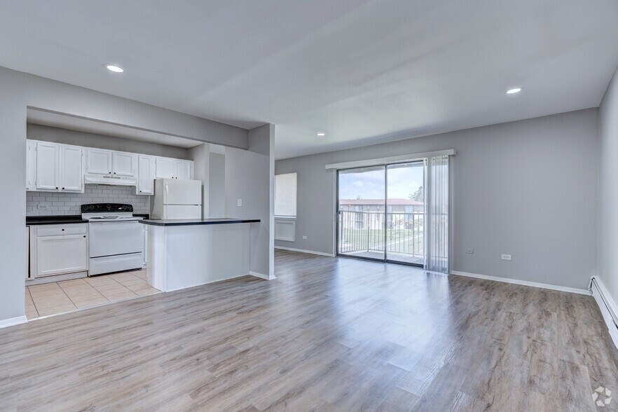 More Photos Of 2610 Marigold Dr, Sauk Village Apartments For Sale