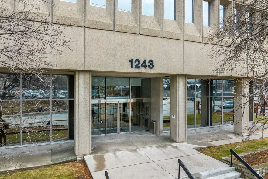 More Photos Of 1243 Islington Ave, Toronto Office For Lease