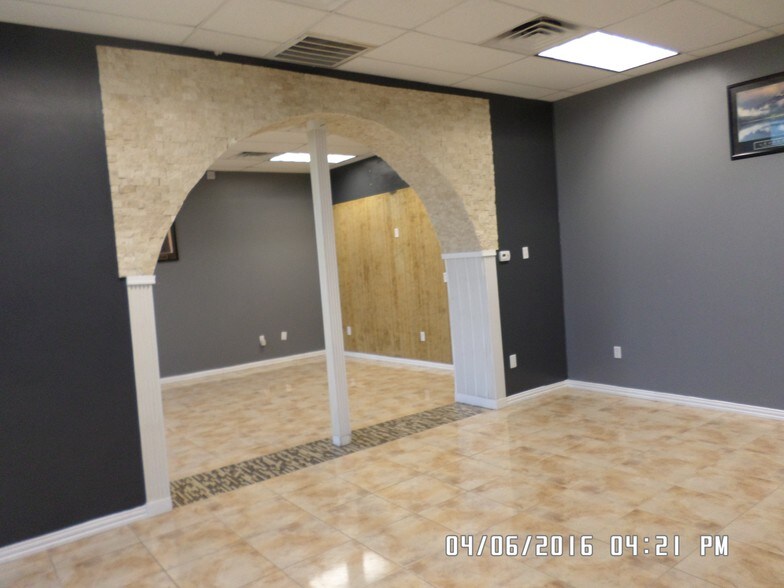 More Photos Of 2222 Cypress Landing Dr, Houston Storefront Retail Office For Sale