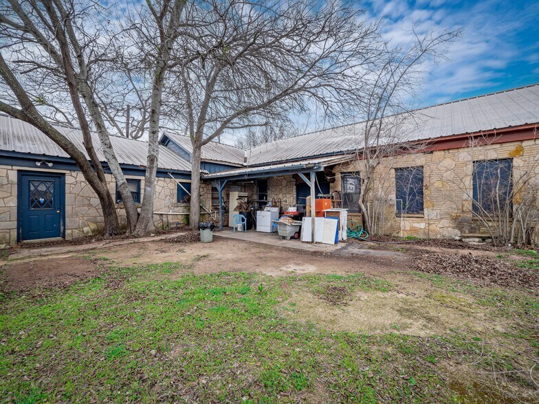 More Photos Of 201 S Highway 183, Leander Flex For Sale
