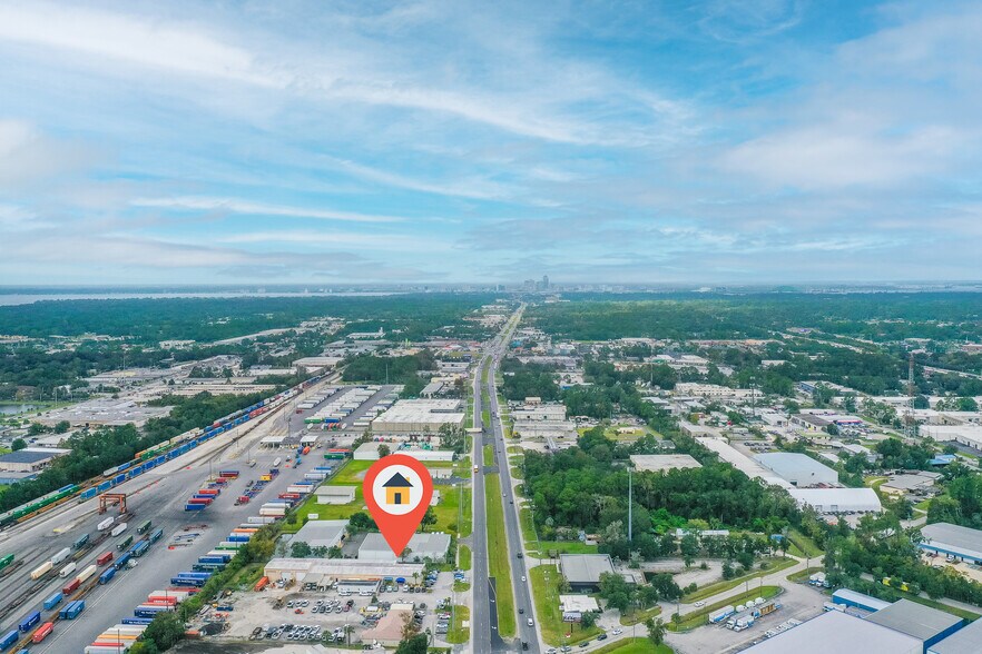 More Photos Of 6380 Phillips Hwy, Jacksonville Office For Lease
