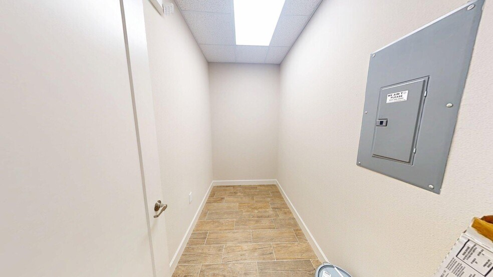 More Photos Of 8818 Fry, Cypress Office For Lease
