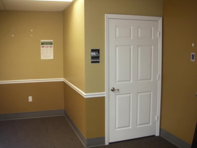 More Photos Of 101-113 NE 19th Dr, Okeechobee Medical For Sale