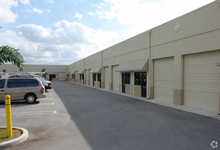 More Photos Of 3000 High Ridge Rd, Boynton Beach Warehouse For Lease