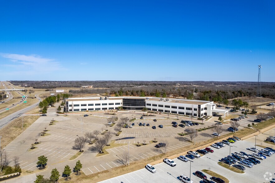 More Photos Of 4616 S US Highway 75, Denison Medical For Lease