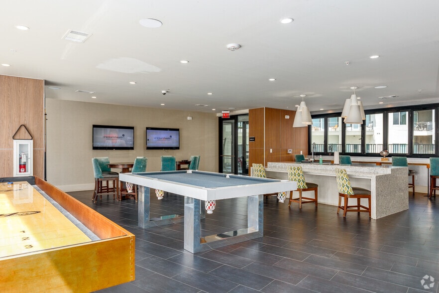 More Photos Of 110 W Cityline Dr, Richardson Apartments For Lease