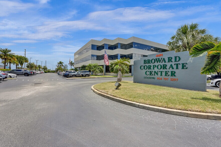 More Photos Of 4491 S State Road 7, Davie Office For Lease