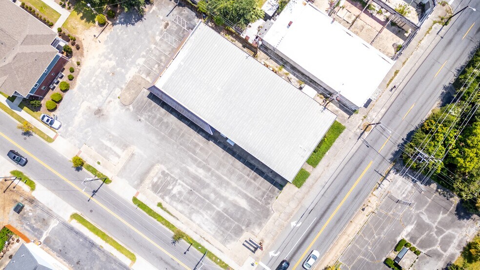 More Photos Of 802 Pennsylvania Ave, Savannah Freestanding For Sale