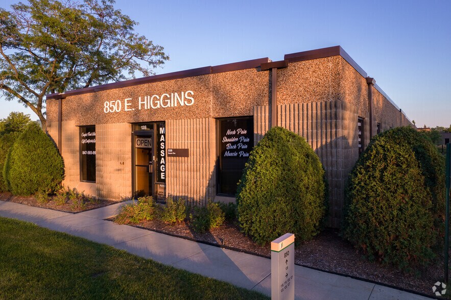 More Photos Of 830 E Higgins Rd, Schaumburg Unknown For Lease