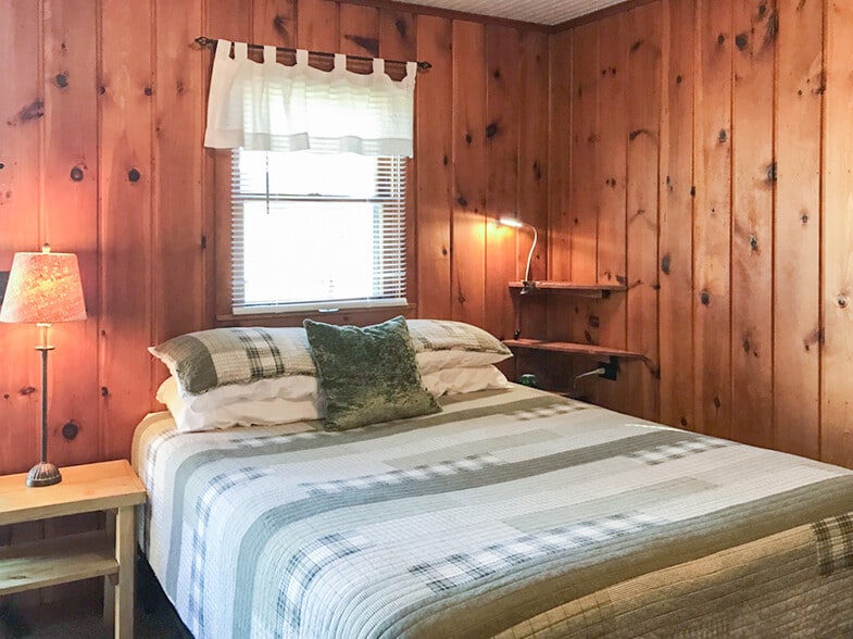 More Photos Of 11481 Main St, Honor Hotel For Sale