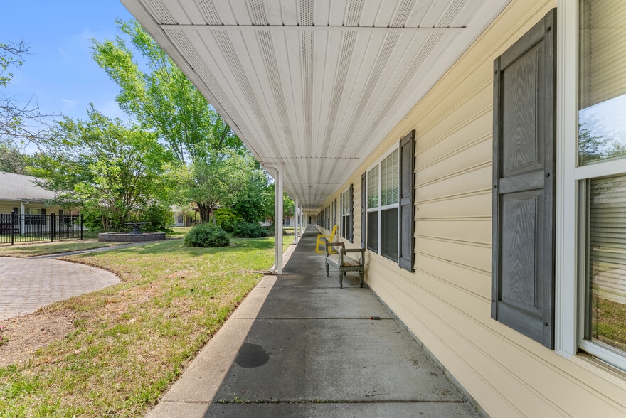 More Photos Of 8679 Pocahontas Trl, Williamsburg Assisted Living For Sale