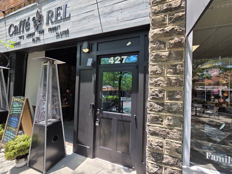More Photos Of 425 N Main St, Hendersonville Restaurant For Sale