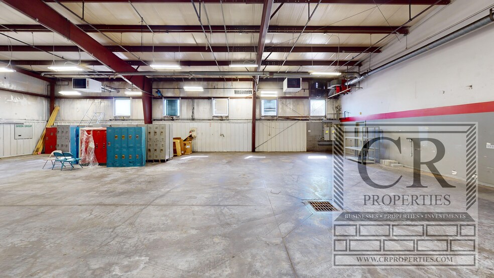 More Photos Of 2934 US Route 9W, New Windsor Township Auto Dealership For Sale