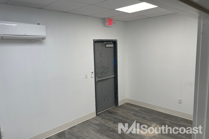 More Photos Of 2700 Industrial Avenue 3, Fort Pierce Manufacturing For Lease