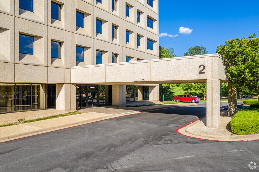 More Photos Of 1 Allied Dr, Little Rock Unknown For Lease