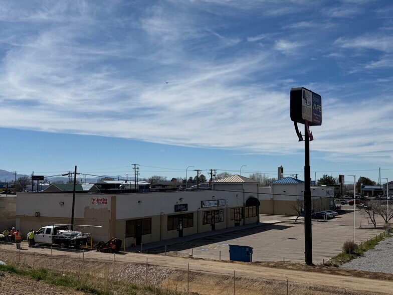 More Photos Of 5676 S 1900 W, Roy General Retail For Lease
