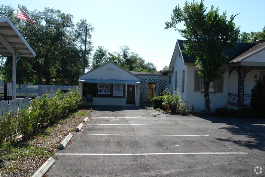 More Photos Of 709 N Church St, Mulberry Freestanding For Sale