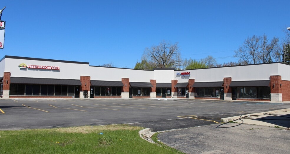 Primary Photo Of 5720 Highland Rd, Waterford Storefront Retail Office For Lease