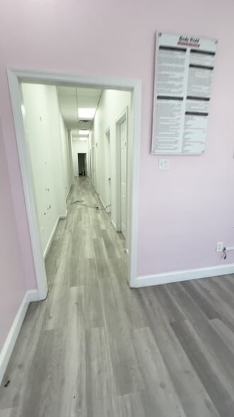 Primary Photo Of 21787 Hempstead Ave, Queens Village Storefront For Lease