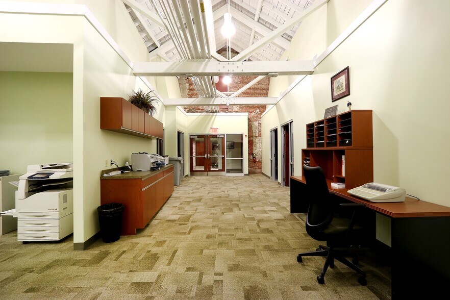 More Photos Of 100-256 Match Factory Pl, Bellefonte Medical For Lease