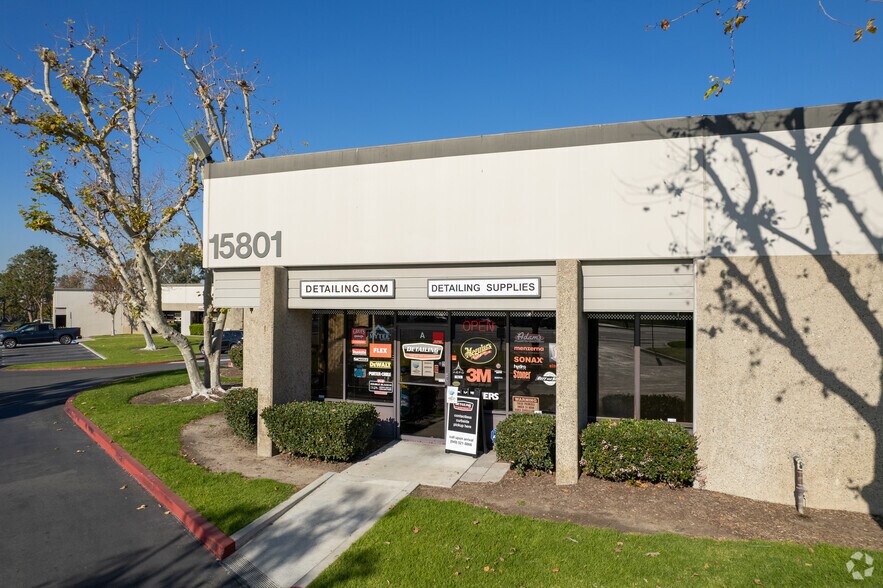 More Photos Of 15791 Rockfield Blvd, Irvine Unknown For Lease