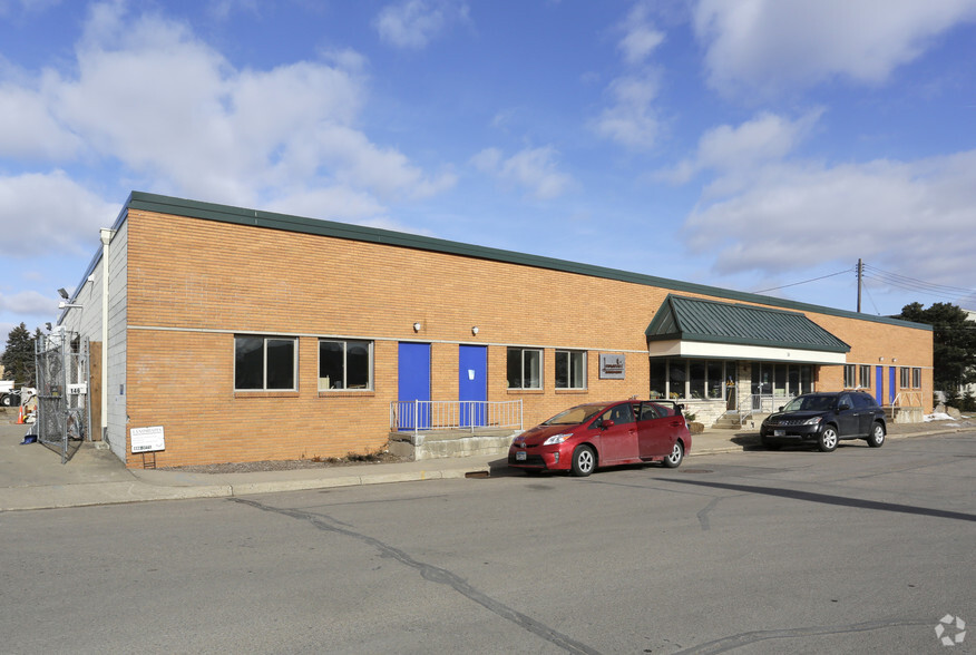 Primary Photo Of 146-220 W 60th St, Minneapolis Manufacturing For Lease