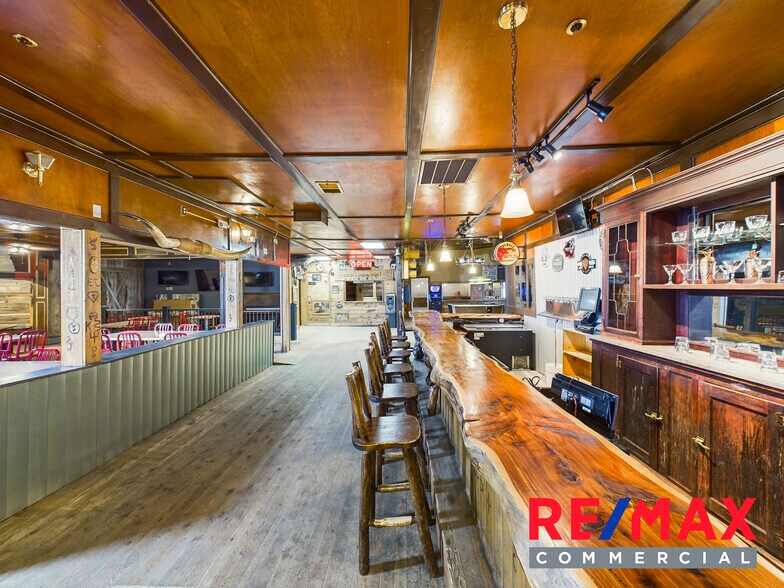 More Photos Of 214 Yellowstone Ave, Cody Bar For Sale