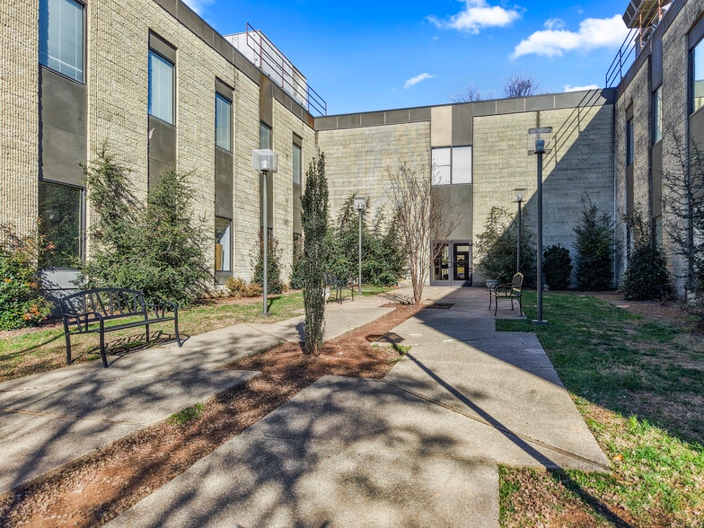 More Photos Of 8025 North Point Blvd, Winston-Salem Office For Lease