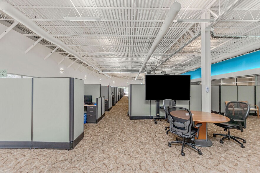 More Photos Of 81 Corbett Way, Eatontown Office For Lease