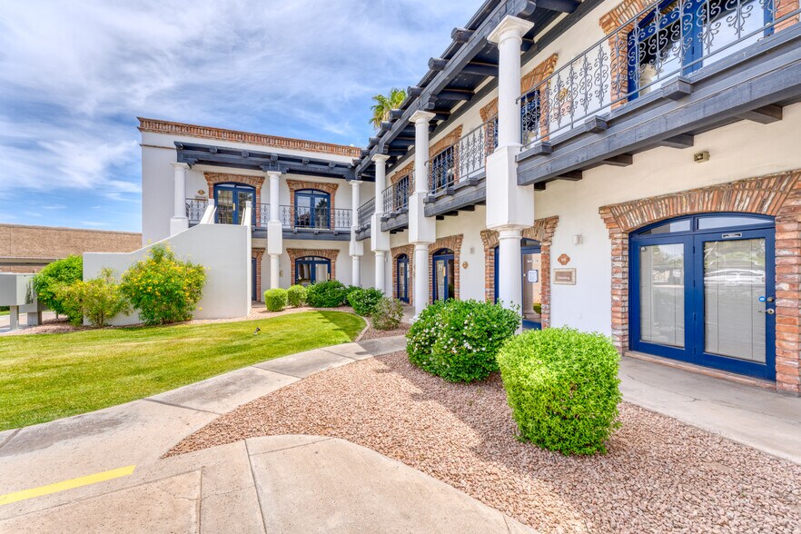 More Photos Of 1845 S Dobson Rd, Mesa Office For Lease