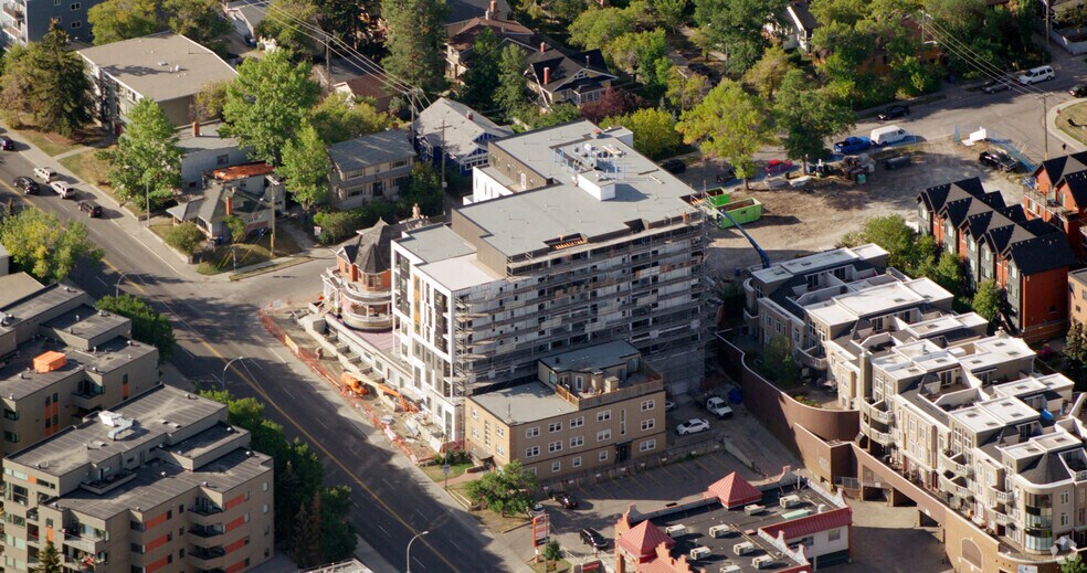 More Photos Of 1420 19 Av SW, Calgary Apartments For Lease