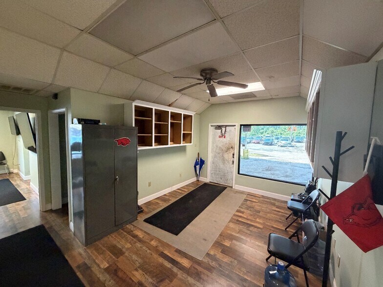 More Photos Of 3717 & 3719 Harold St, North Little Rock Industrial For Sale