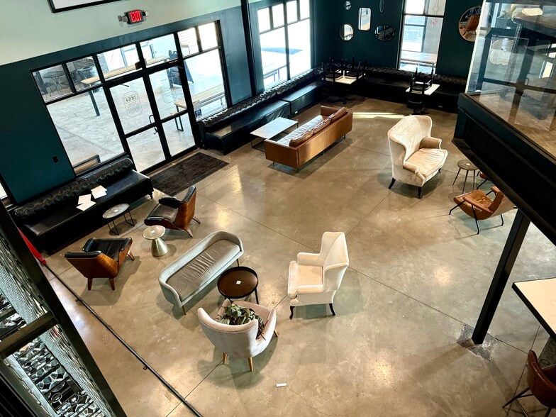 More Photos Of 23 W 1st St, Edmond Storefront Retail Office For Lease