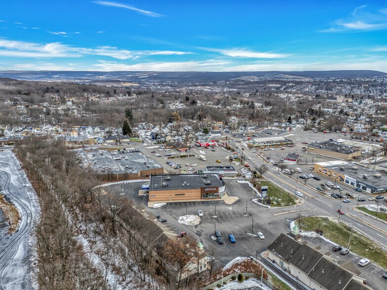 More Photos Of 1777 N Keyser Ave, Scranton Drugstore For Lease