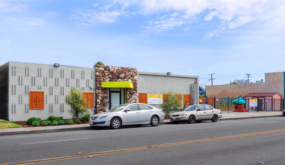 More Photos Of 537 W Compton Blvd, Compton Daycare Center For Sale