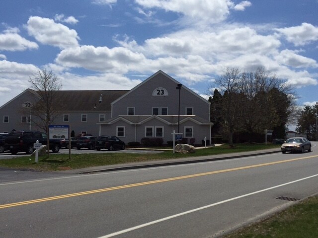 More Photos Of 23 Stiles Rd, Salem Medical For Sale