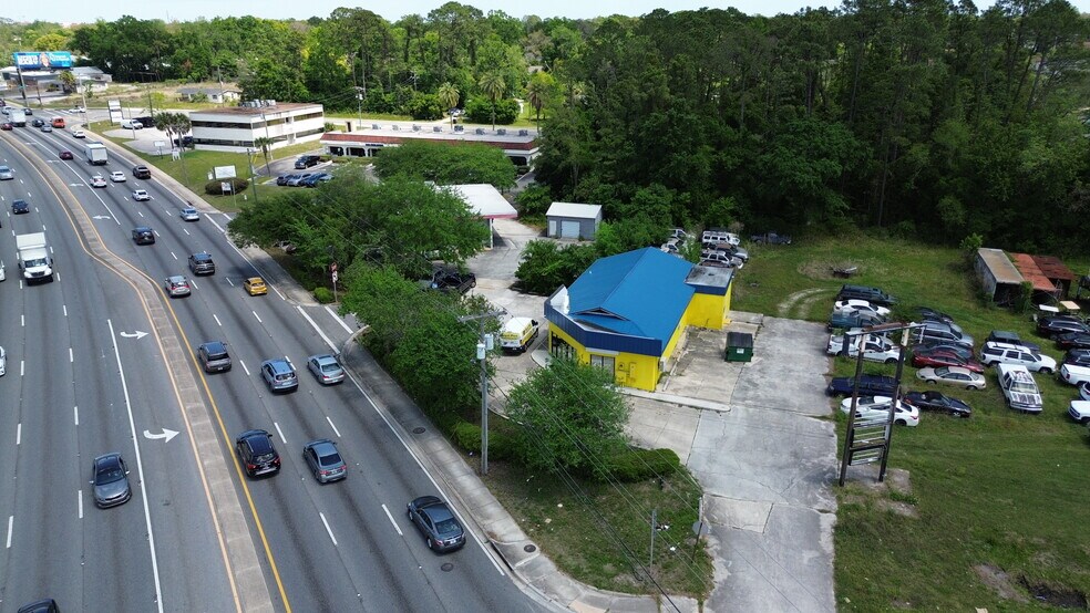More Photos Of 569 Blanding Blvd, Orange Park Freestanding For Sale