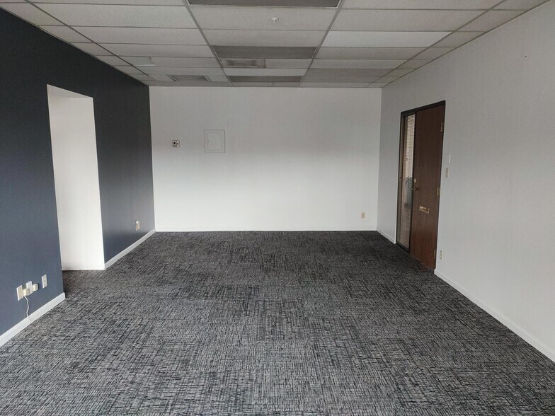 More Photos Of 2427 Jefferson Ave, Ogden Apartments For Lease