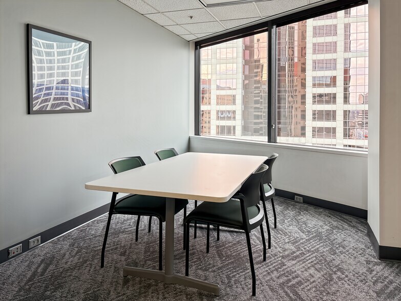More Photos Of 1050 SW 6th Ave, Portland Coworking Space
