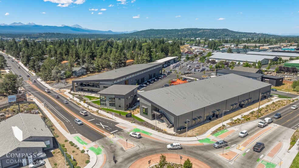More Photos Of 575 SE 9th St, Bend Unknown For Lease
