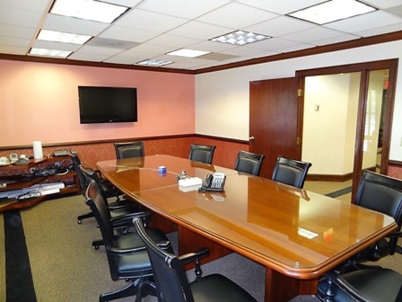 More Photos Of 776 Mountain Blvd, Watchung Office For Sale