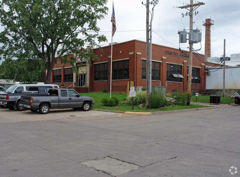 More Photos Of 2004 N University St, Peoria Industrial For Sale