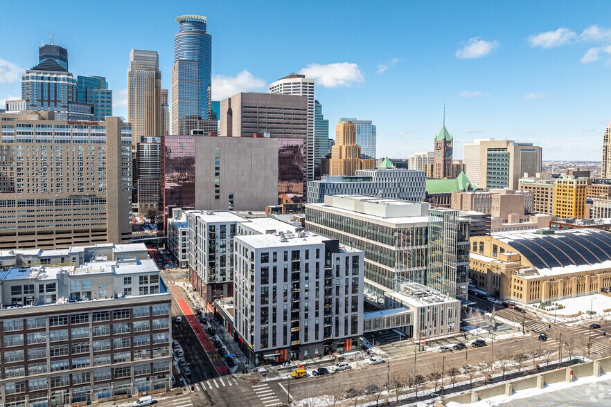 More Photos Of 650 Portland Ave S, Minneapolis Apartments For Lease