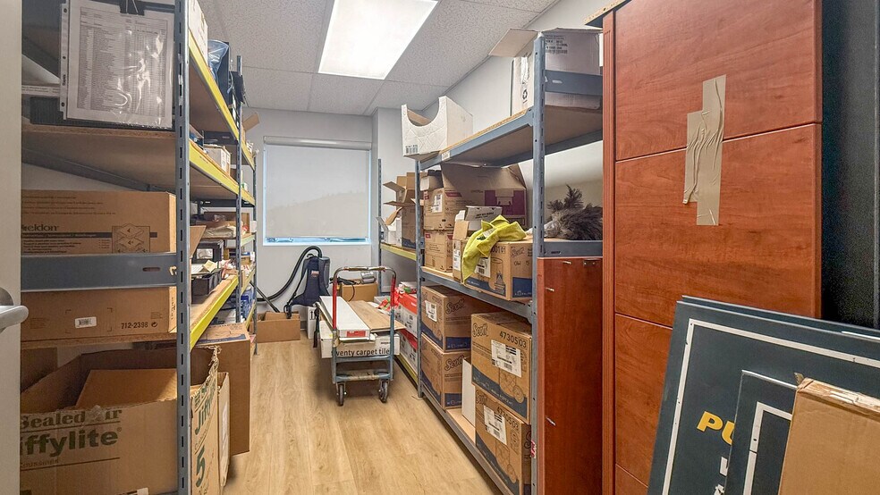 More Photos Of 8175 Dallas Dr, Kamloops Warehouse For Lease