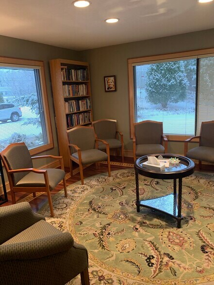 More Photos Of 4141 Old Sibley Memorial Hwy, Eagan Office For Sale