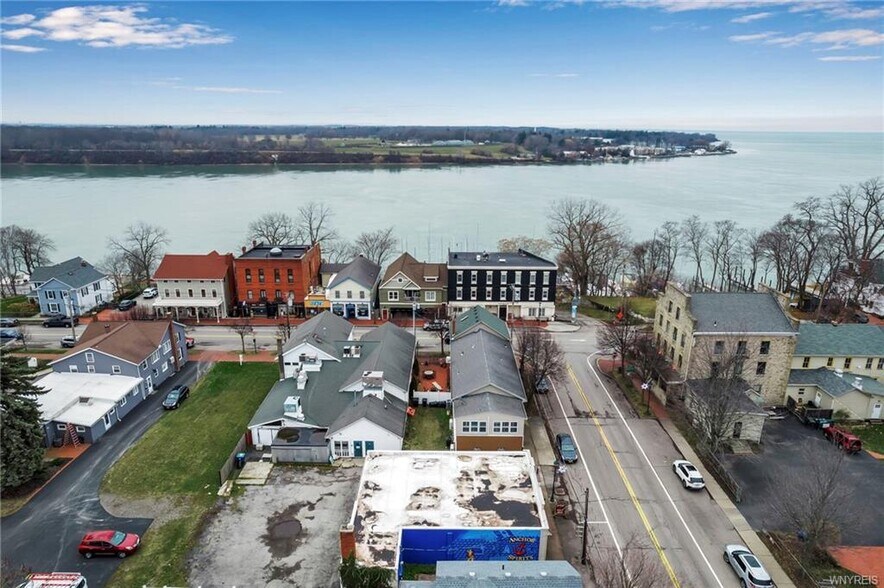 More Photos Of 113 Lockport St, Youngstown General Retail For Sale