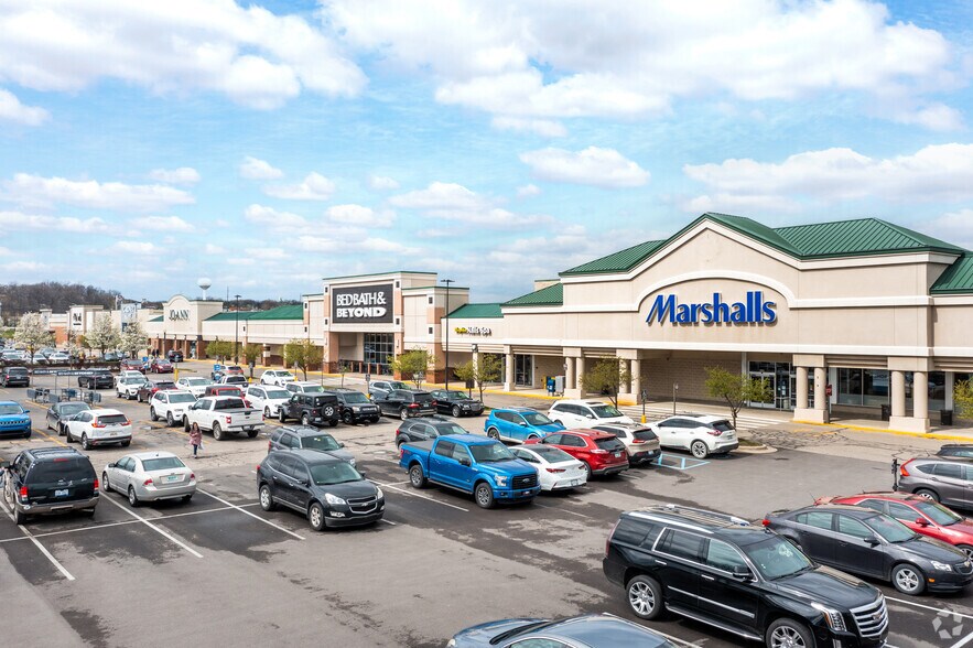 More Photos Of 8365-8571 W Grand River Ave, Brighton Unknown For Lease