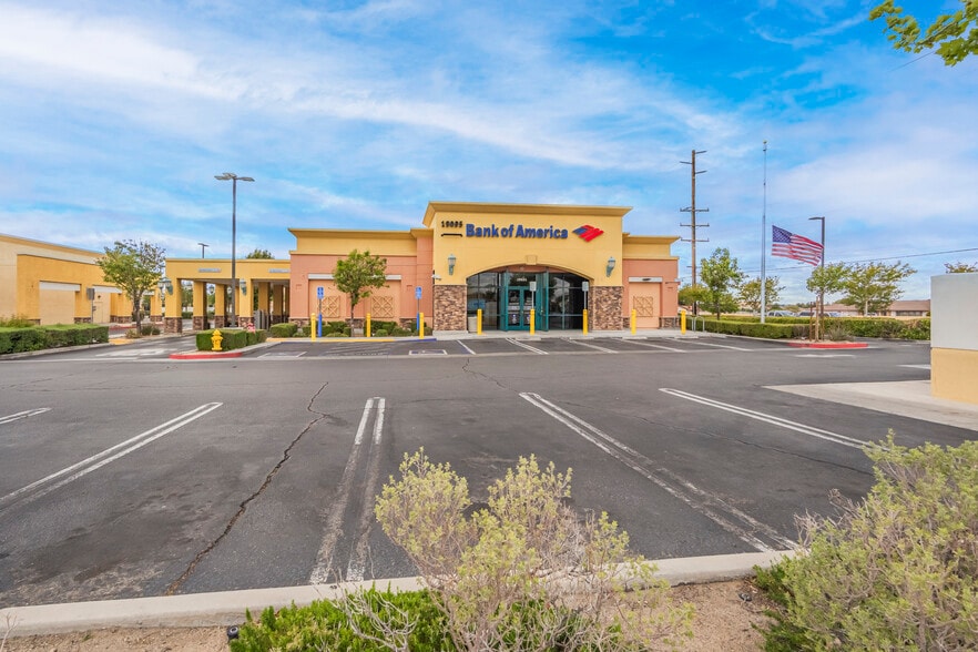 More Photos Of 19095 Bear Valley Rd, Apple Valley Bank For Sale