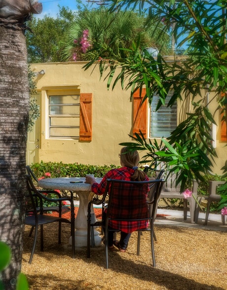 More Photos Of 297 NE 6th Ave, Delray Beach Hotel For Sale